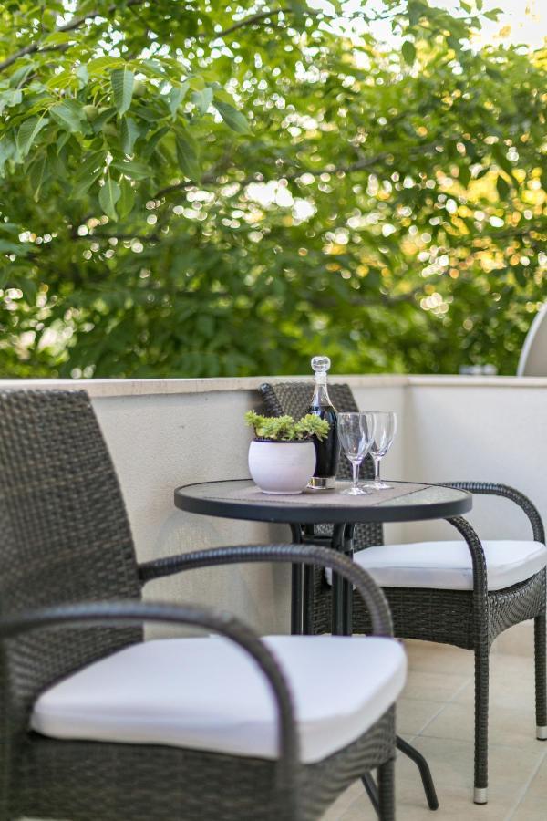 Apartmani Dijana Podgora Exteriör bild