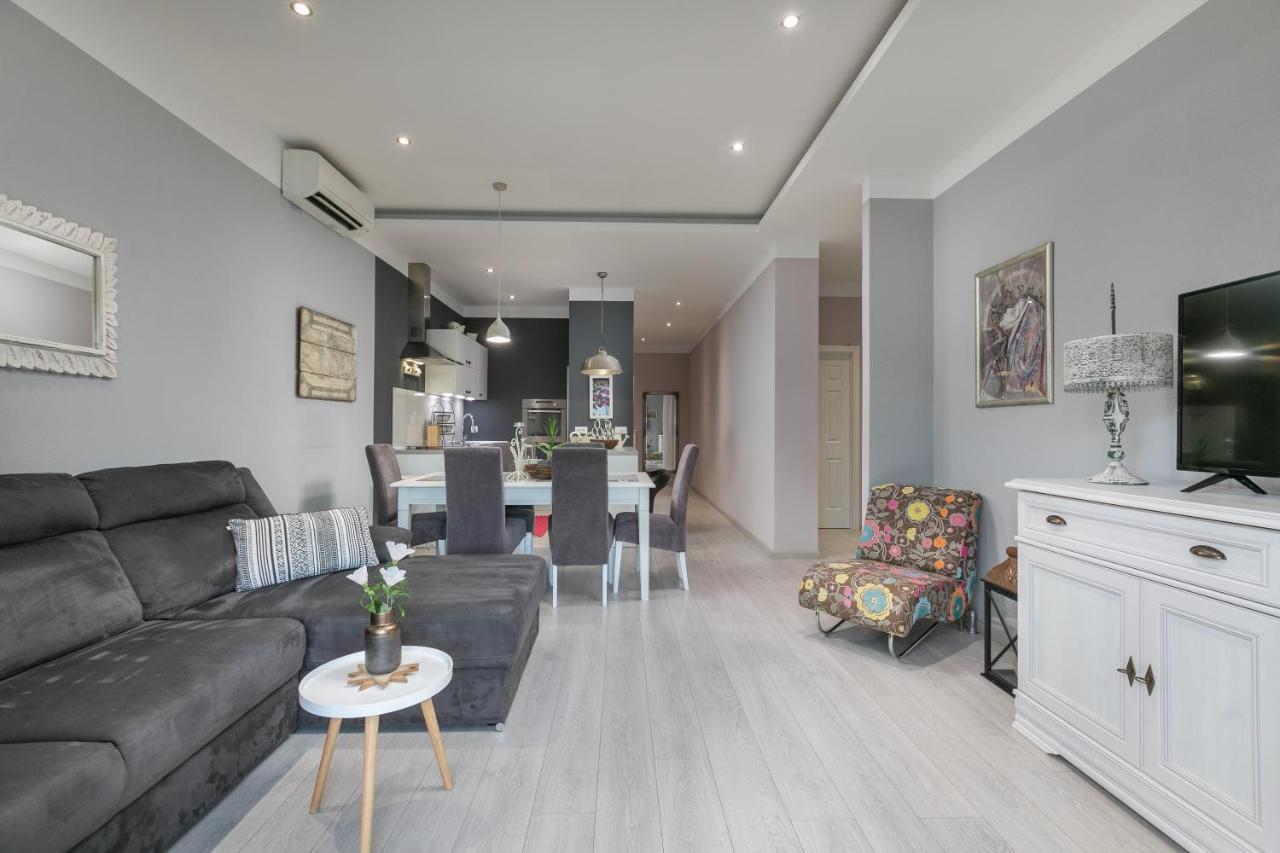 Apartmani Dijana Podgora Exteriör bild