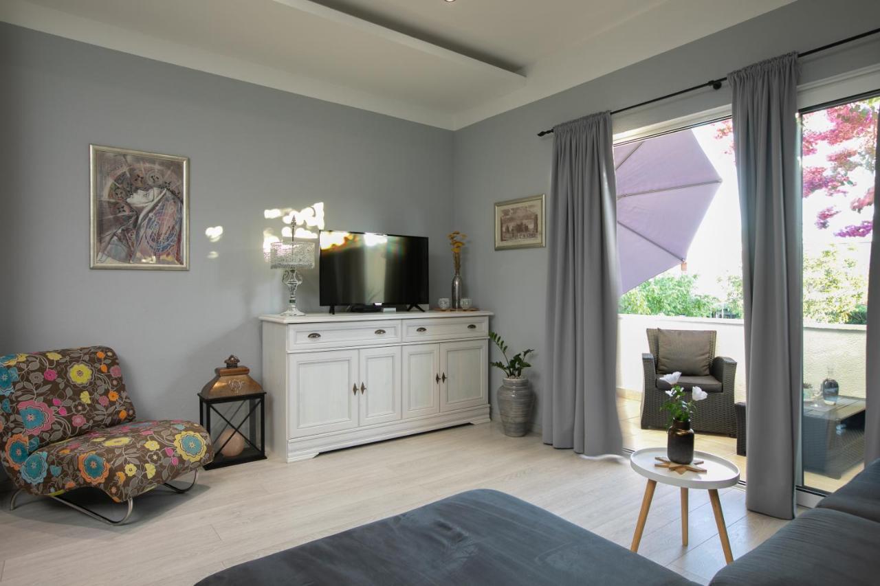 Apartmani Dijana Podgora Exteriör bild