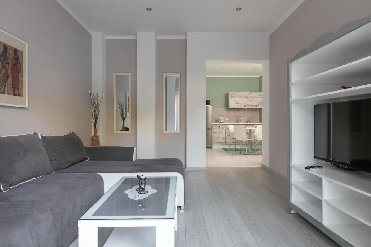 Apartmani Dijana Podgora Exteriör bild