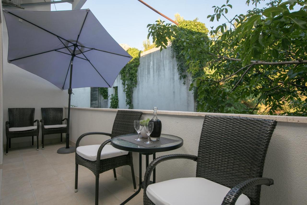 Apartmani Dijana Podgora Exteriör bild