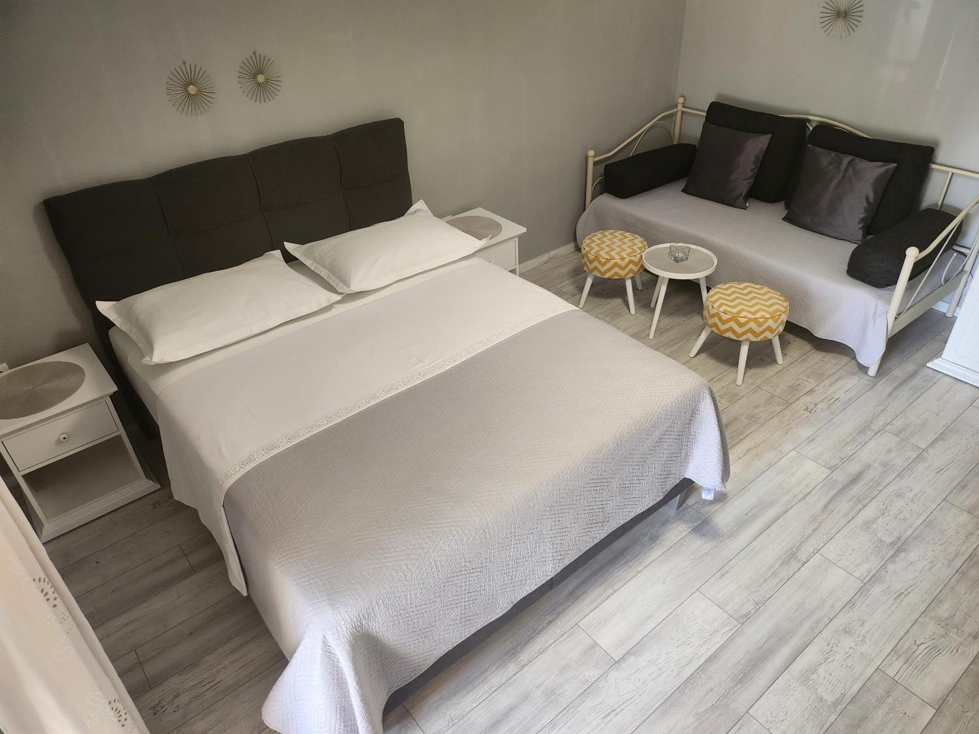 Apartmani Dijana Podgora Exteriör bild