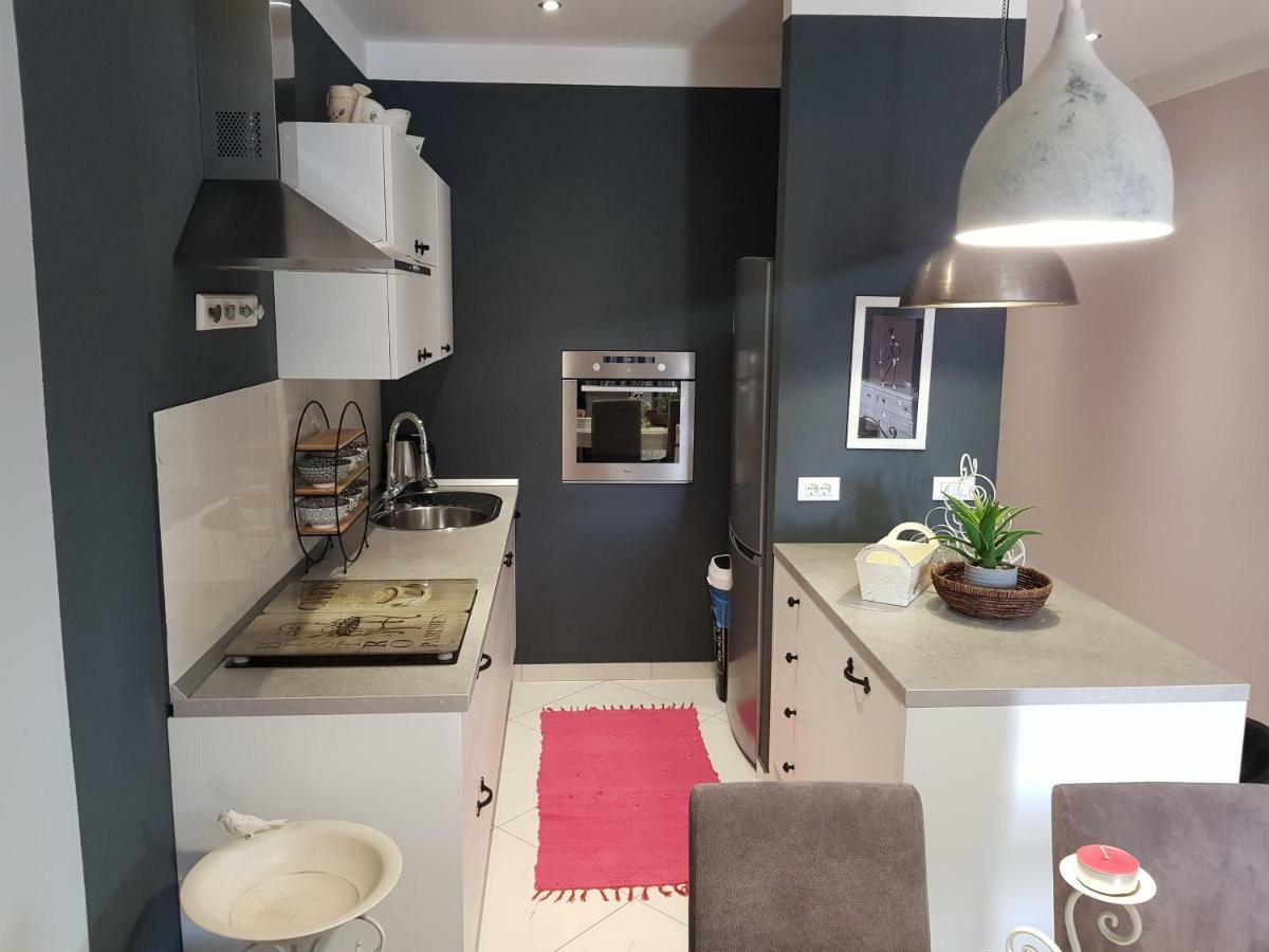 Apartmani Dijana Podgora Exteriör bild